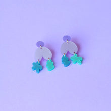 Cargar imagen en el visor de la galería, Pendientes Fuwa