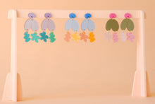 Cargar imagen en el visor de la galería, Pendientes Fuwa