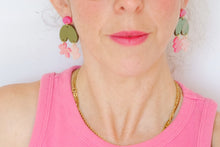Cargar imagen en el visor de la galería, Pendientes Fuwa